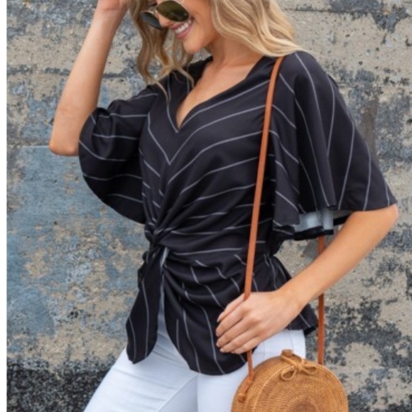 Front Twist Top - Picture 2 of 8